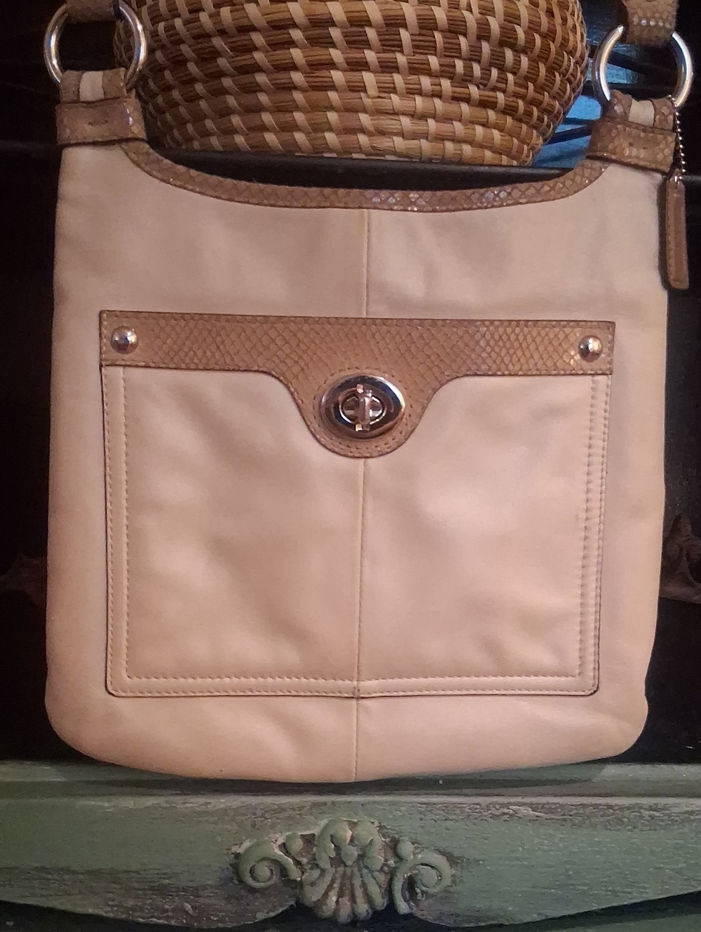Coach Vintage Turn-Lock Cream Shoulder Bag with Tan Trim
